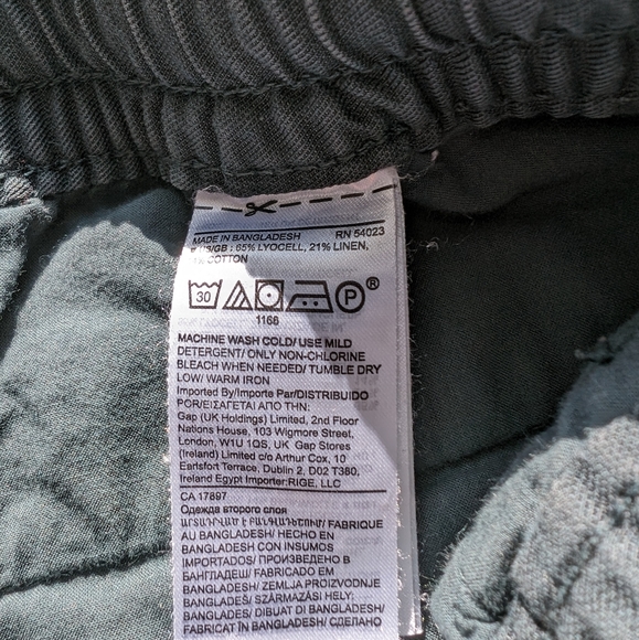 Banana Republic Cargo Joggers, Petite Small - Picture 3 of 4